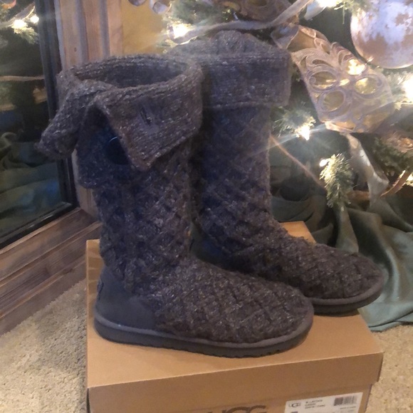 UGG W Lattice Candy Boots - Picture 2 of 8